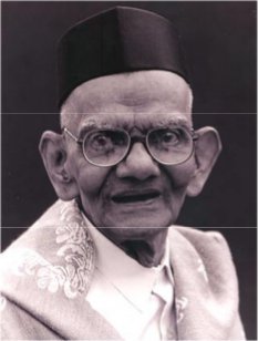 Portrait picture of Pt. Rambhau Bijapure